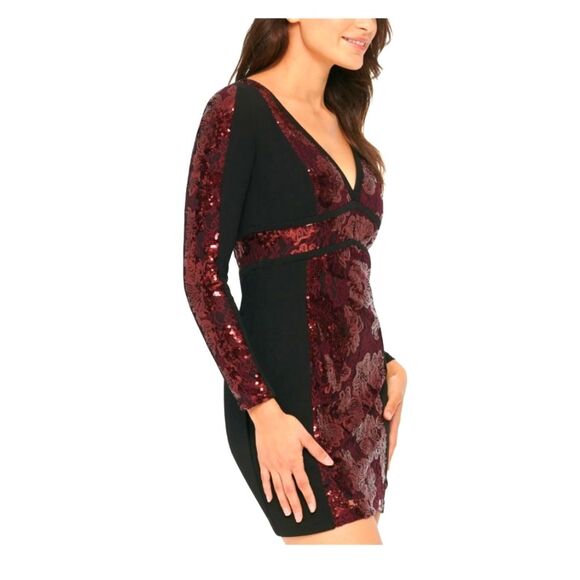NEW GUESS Sequin Bodycon Dress Red Black Sexy Date Night Club Party Cocktail 12 - Picture 1 of 9
